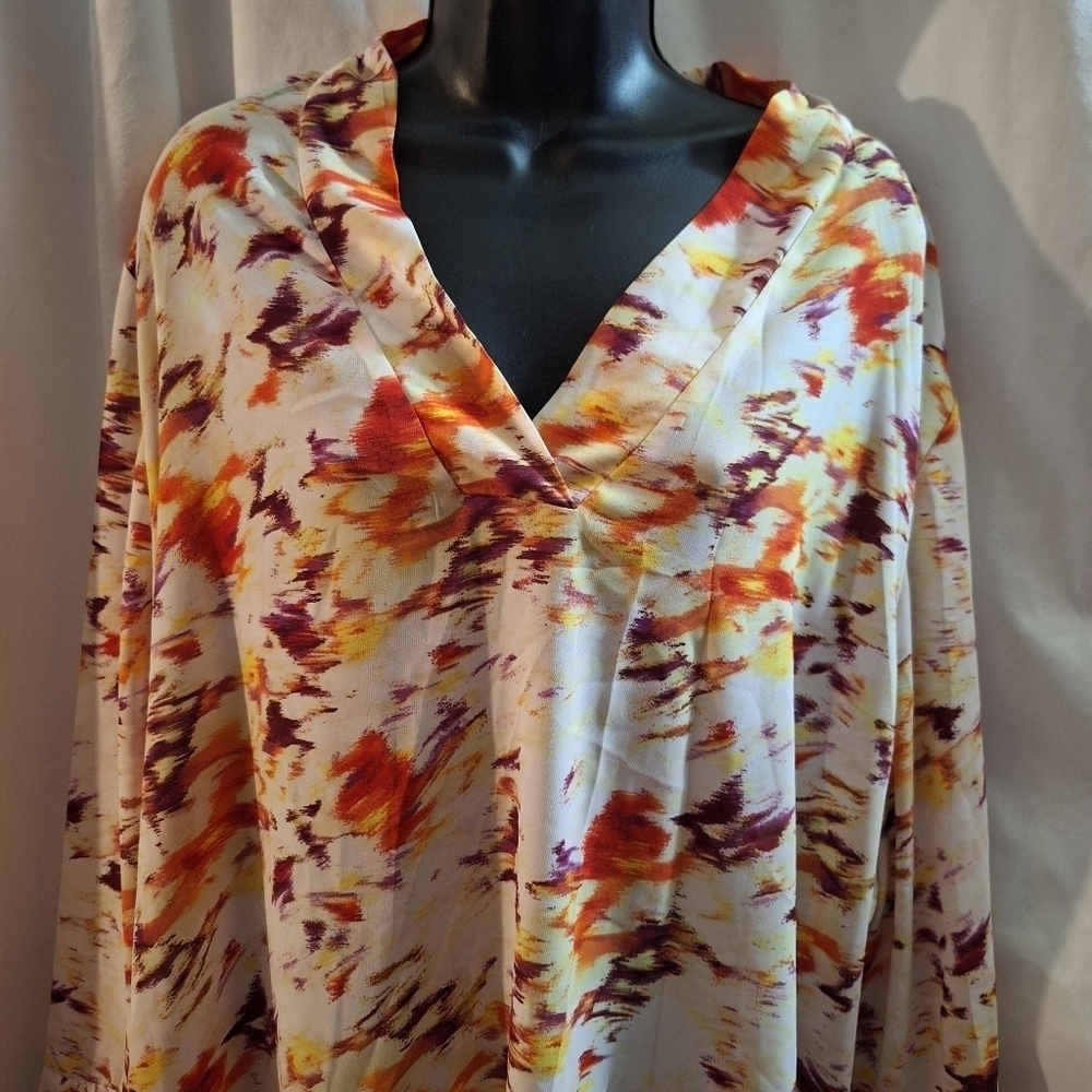 Colorful Abstract Blouse - Picture 2 of 6